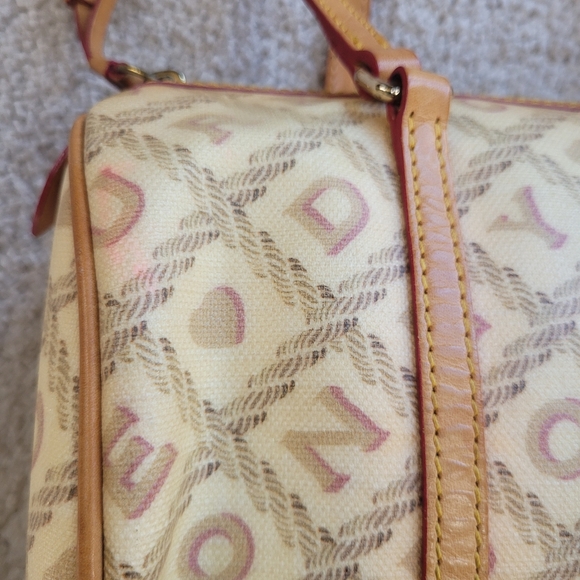 *Rare* Y2K Dooney & Bourke Barrel Shoulder Bag Beige Monogram Vachetta Leather - Picture 12 of 13